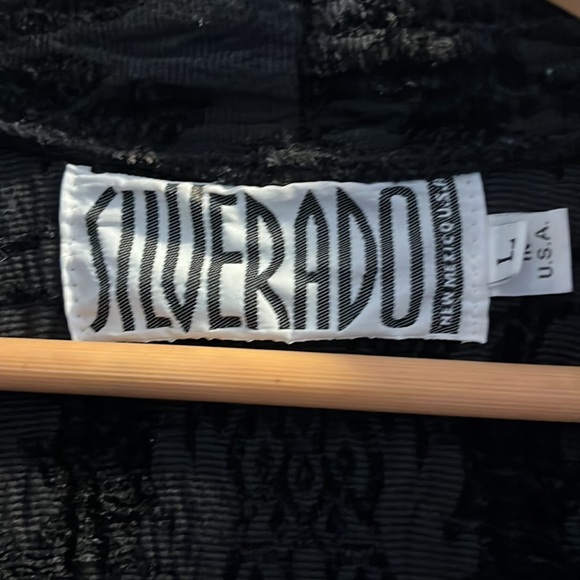 Beautiful Jacquard Jacket - Picture 2 of 5